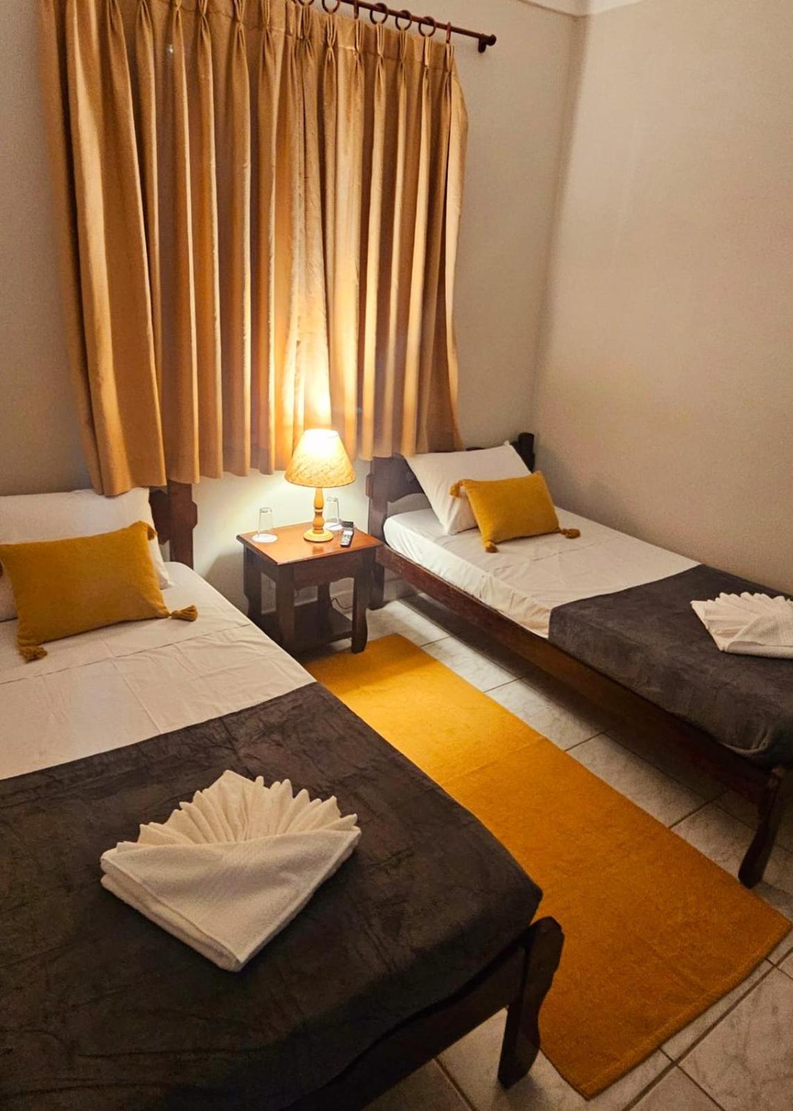 Hotel 巴巴塞纳 外观 照片
